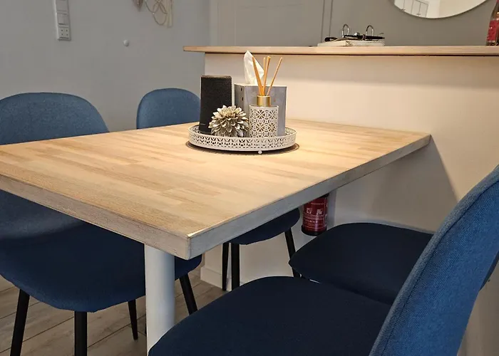 Enny Im Schoenen Rheinland